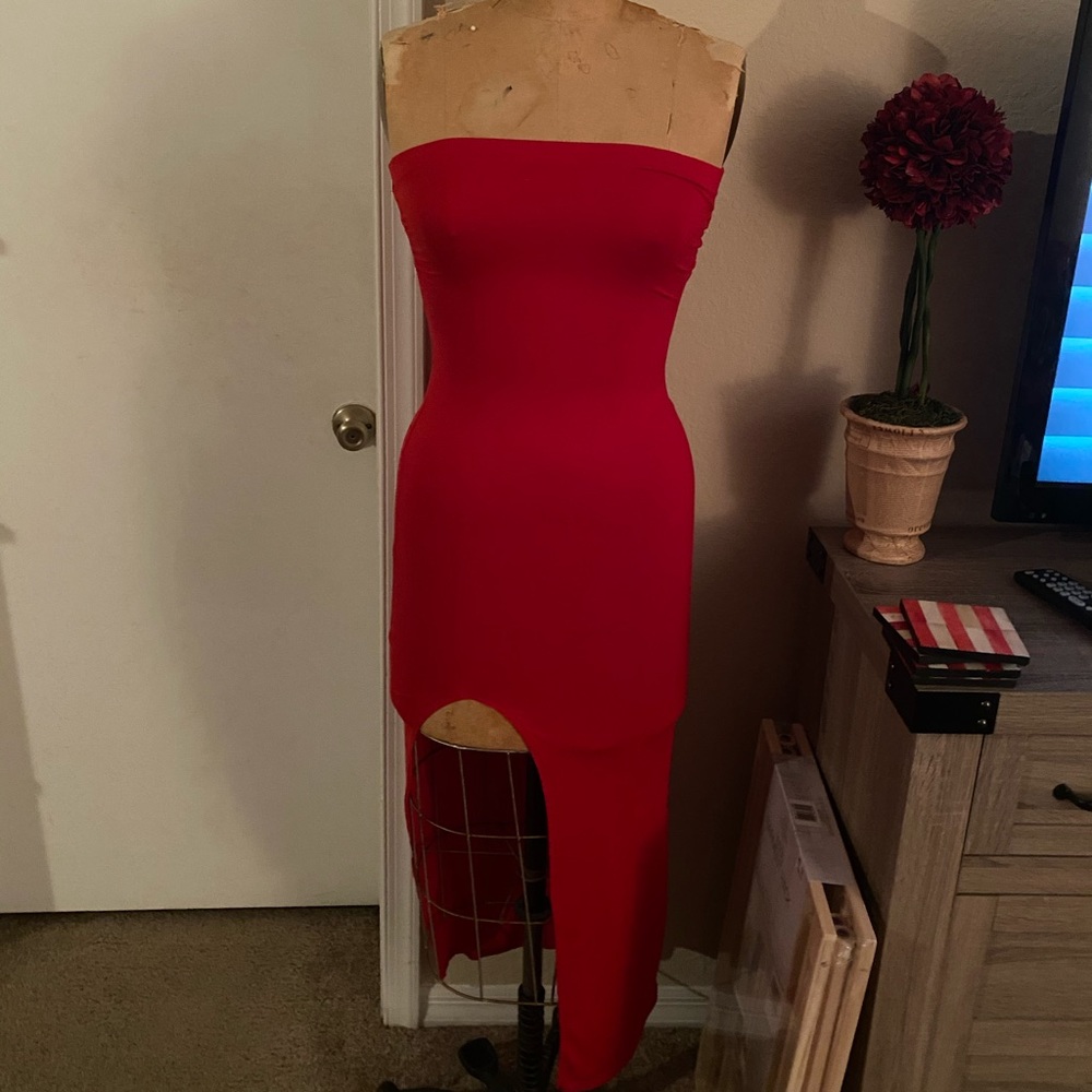 Fitted Dress with slit (Small)